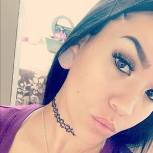 Meet your Posher, Alayna